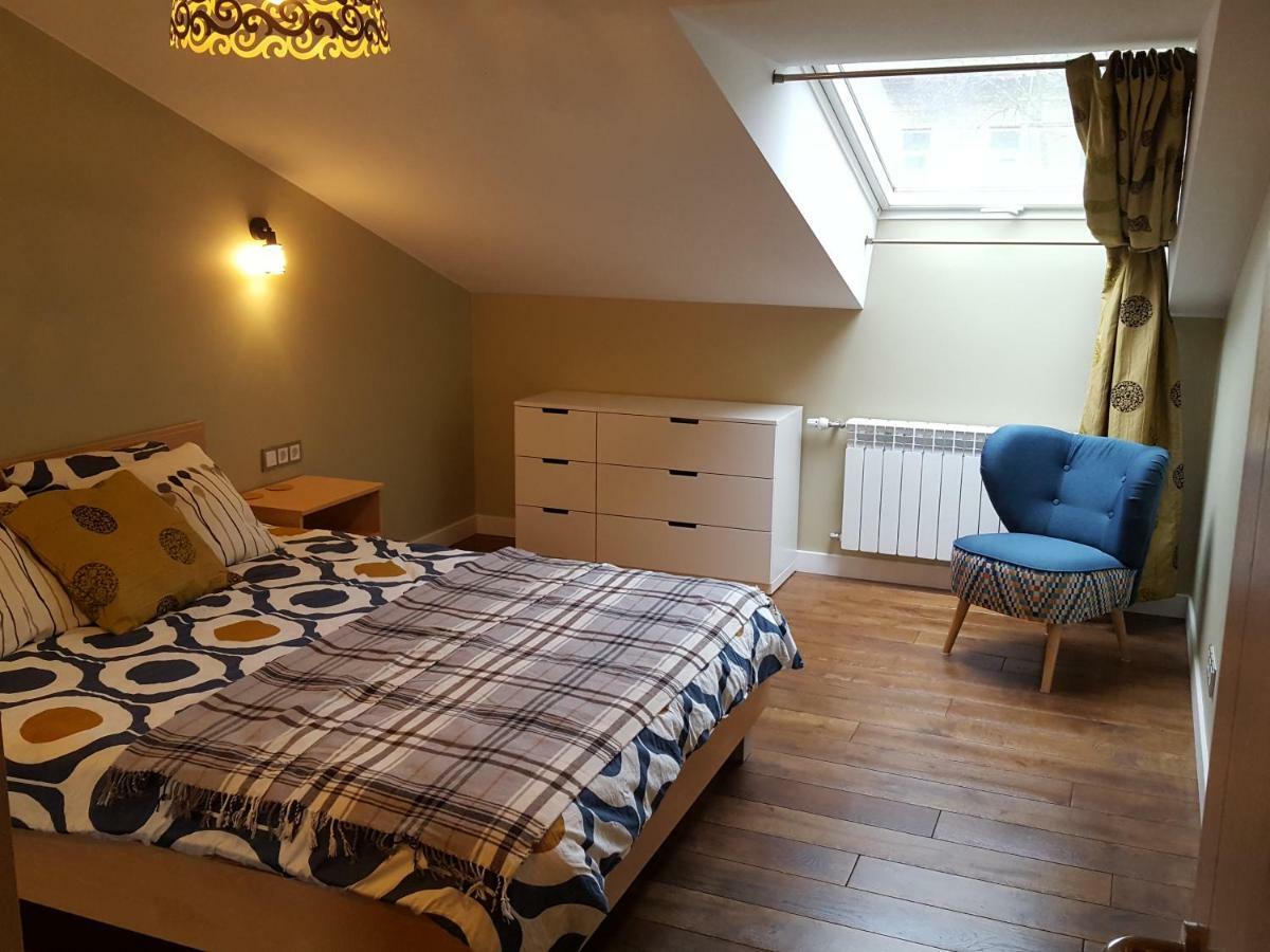 City Dawn Gate Apartment Vilnius Bagian luar foto
