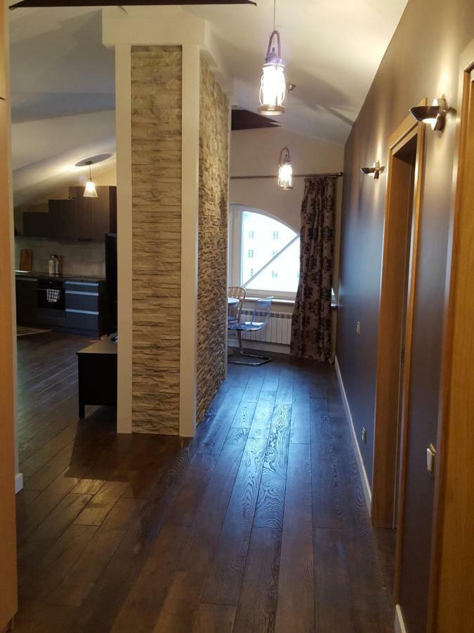 City Dawn Gate Apartment Vilnius Bagian luar foto