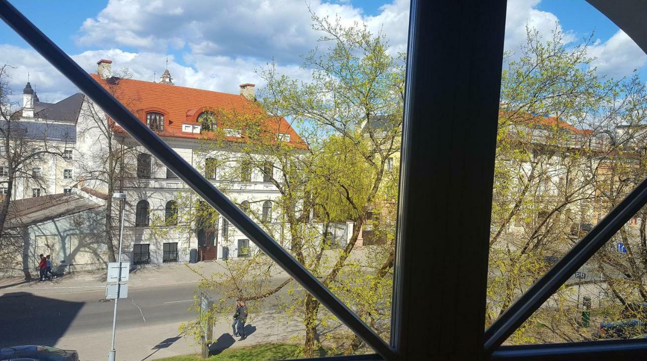 City Dawn Gate Apartment Vilnius Bagian luar foto